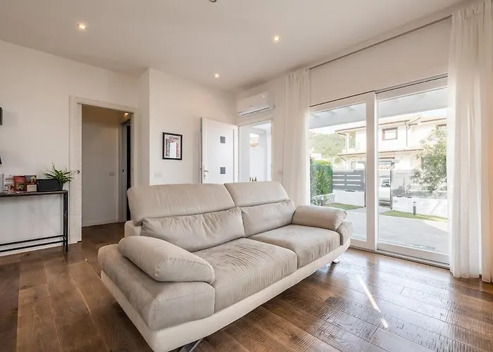 Rodani - Unforgettable Sunrise