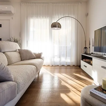 Rodani - Unforgettable Sunrise Villa